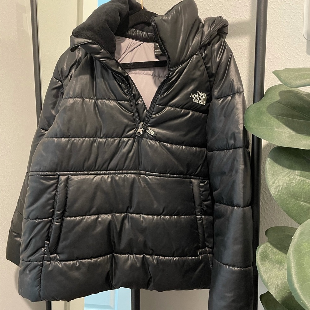 North face Girls or Boys down puffer jacket